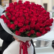 Королевские алые розы 0