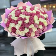 Розовое облако из роз 0