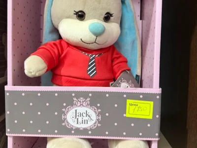 Зайчик в галстуке