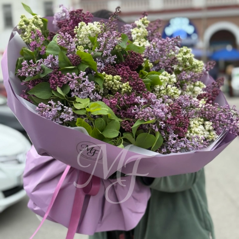 Букет из сирени &laquo;Весеннее настроение&raquo;